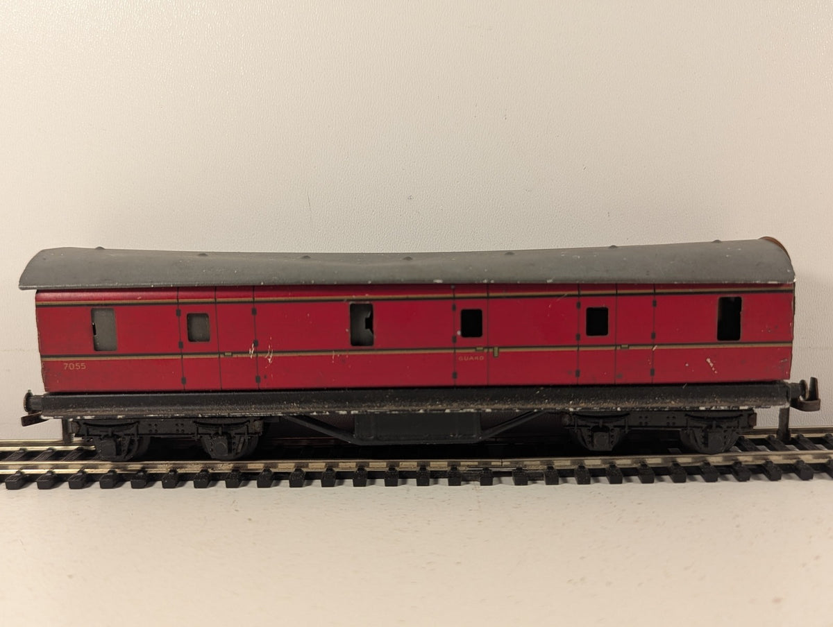 Trix Twin Railway OO Gauge LMS Brake Third Tinplate Coach Passenger Coach 7055