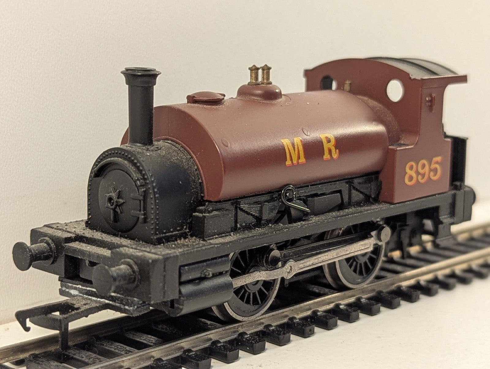 Hornby R1115 OO Gauge Midland Railway 0-4-0ST No. 895