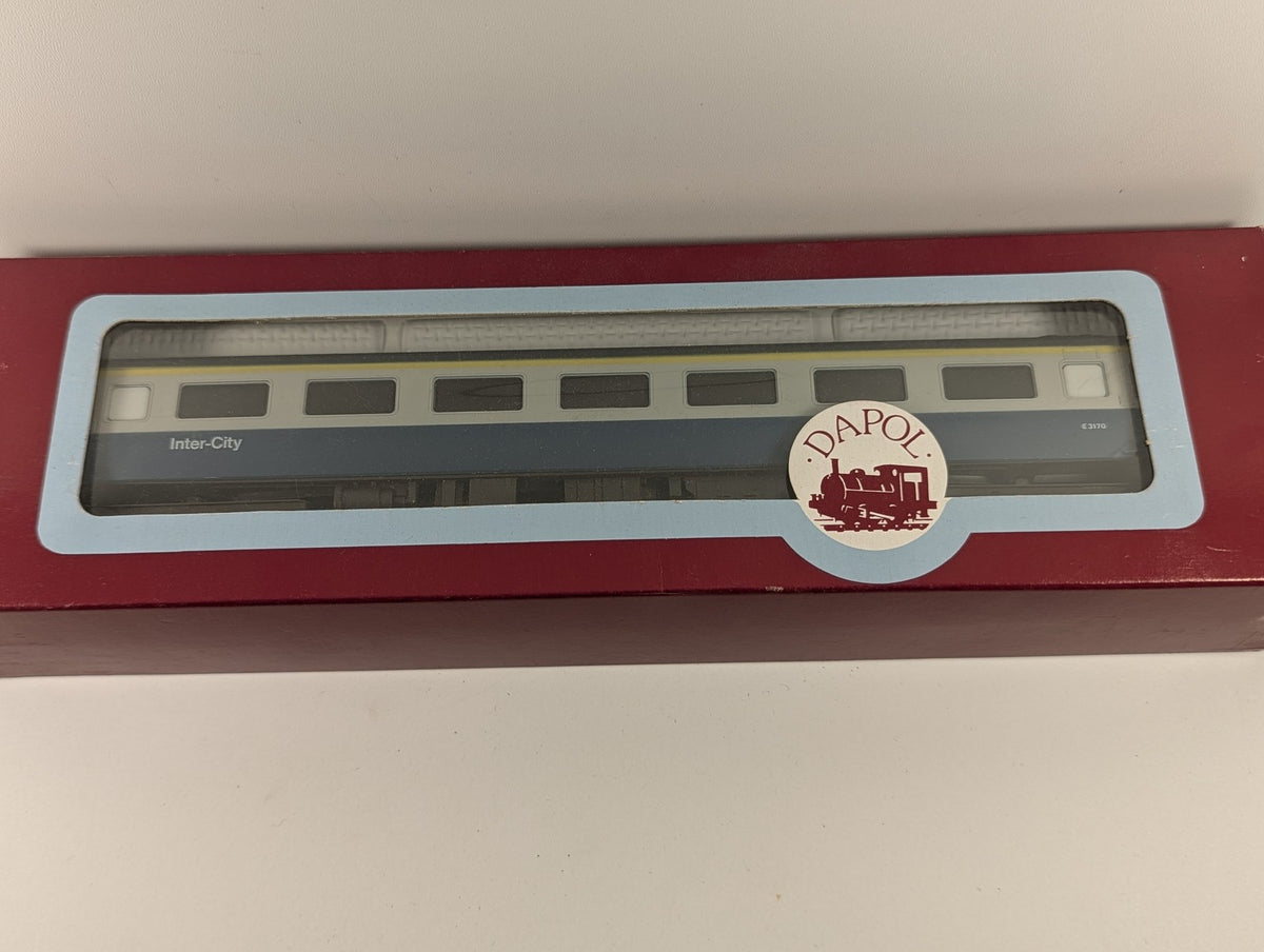 Airfix OO Scale Mk2D First Class Coach Passenger Coach E3170 BR Blue & Grey E10