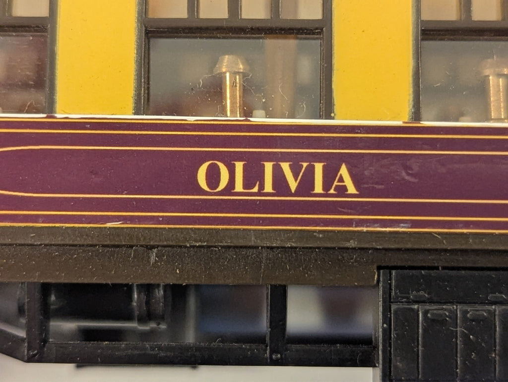Hornby OO Gauge Pullman Coach "Olivia"