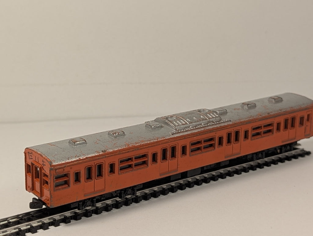 Trane 1/130 JNR 103 Series Commuter Train Die-cast Train Vermilion Orange