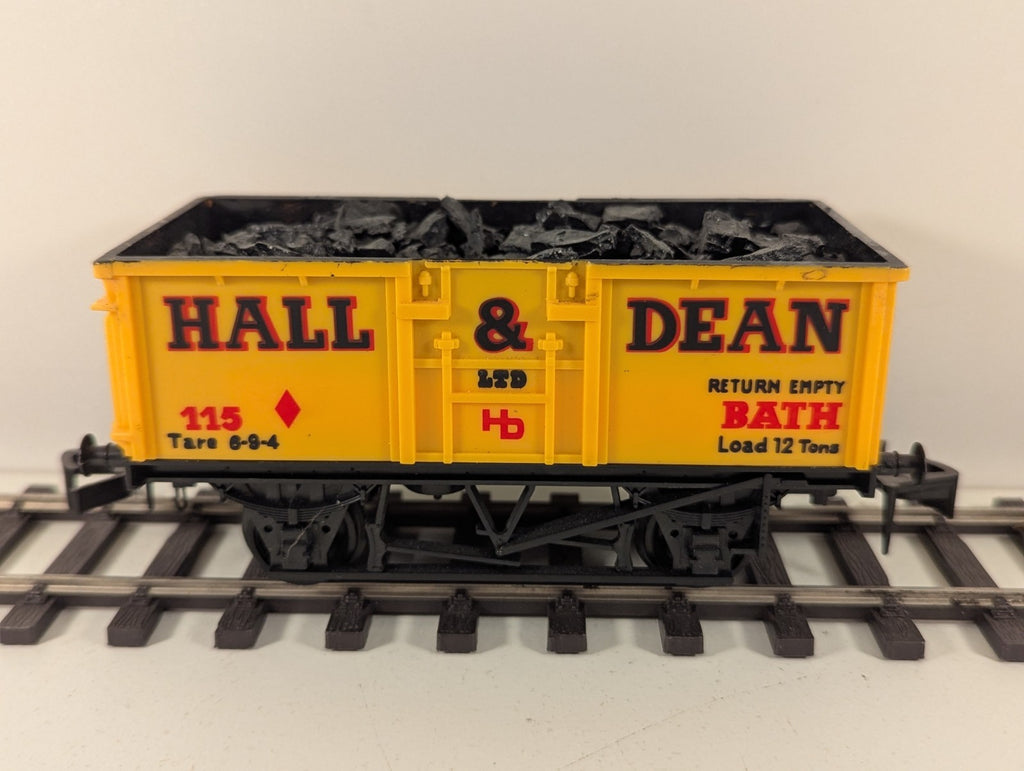 Lima O Gauge 7-Plank Open Mineral Wagon – Hall & Dean Yellow Livery – With Load