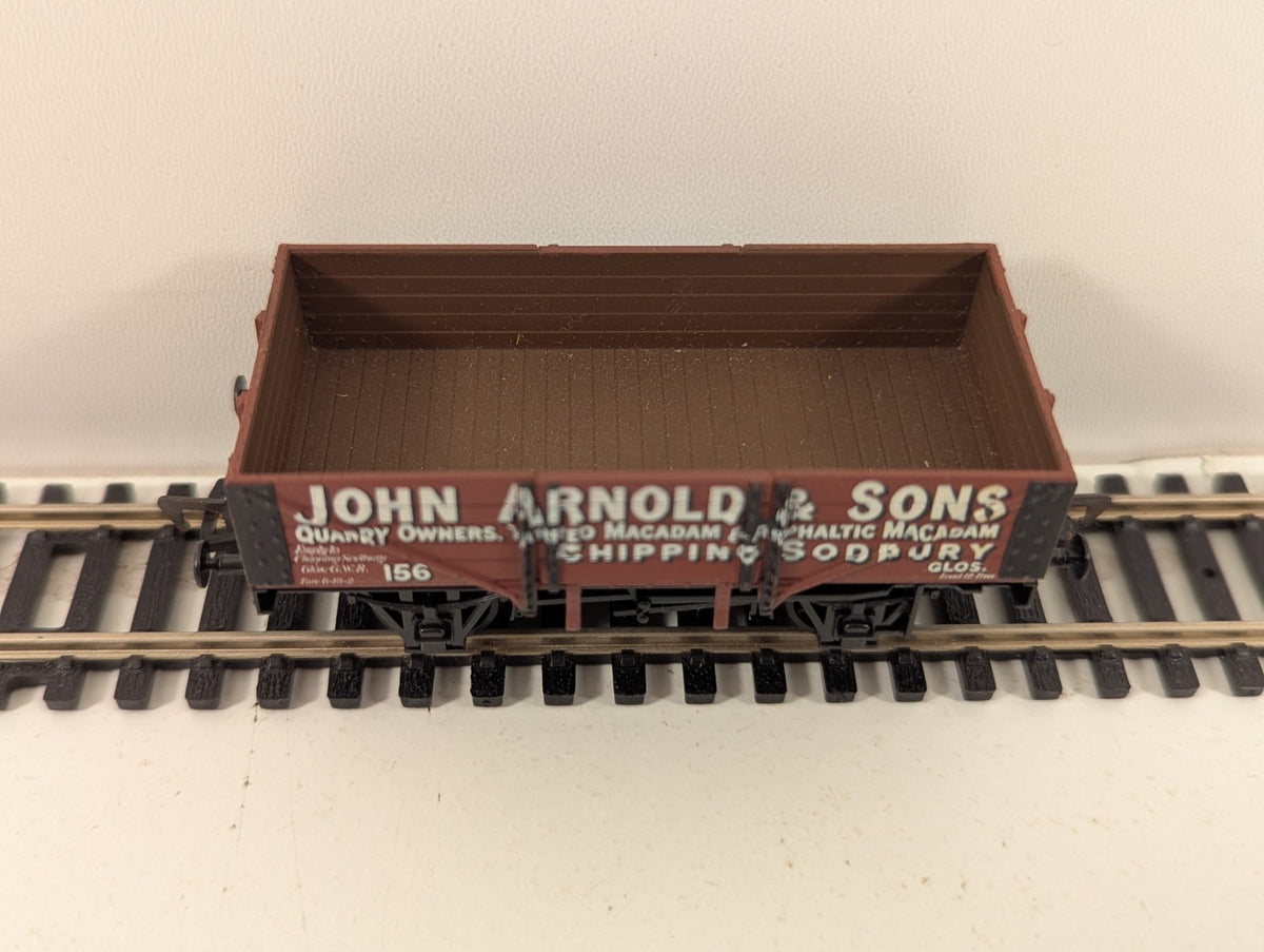 Airfix OO Gauge John Arnold & Sons 5 Plank Open Wagon