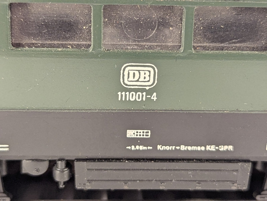 Lima HO Gauge DB Class 111 Electric Locomotive 111001-4 DB Green
