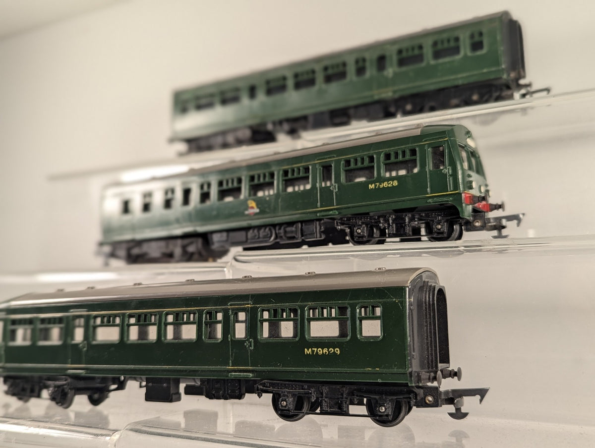 Tri-ang OO Gauge Class 101 Metropolitan-Cammell DMU 3-Car Set