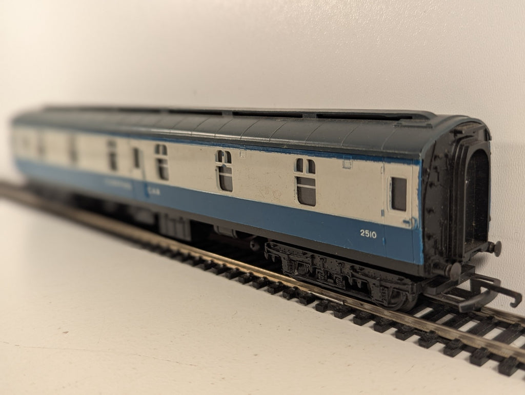 Tri-ang Hornby R339 BR Mk1 Sleeping Coach Blue & Grey OO Gauge