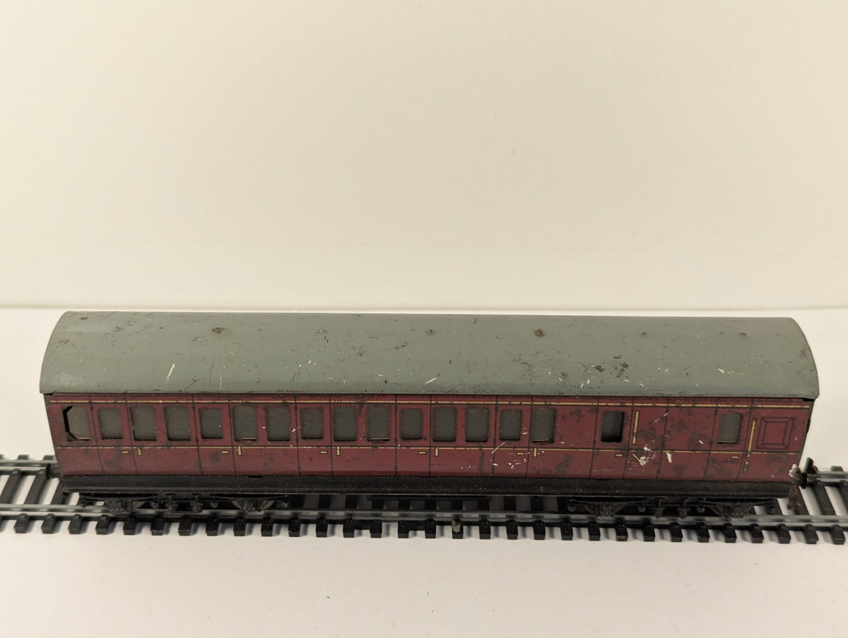 Hornby Dublo OO Gauge BR Maroon Suburban Brake Coach