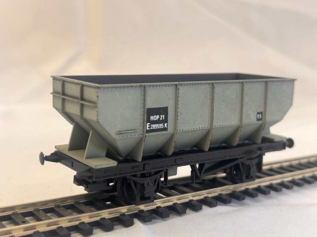 Dapol OO Gauge BR 21T Hopper Wagon Grey Missing Parts