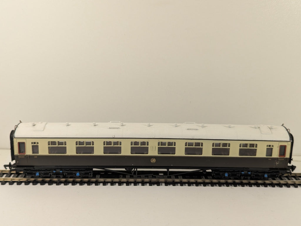 Mainline 937124 OO Gauge GWR Collett 3rd Corridor Coach