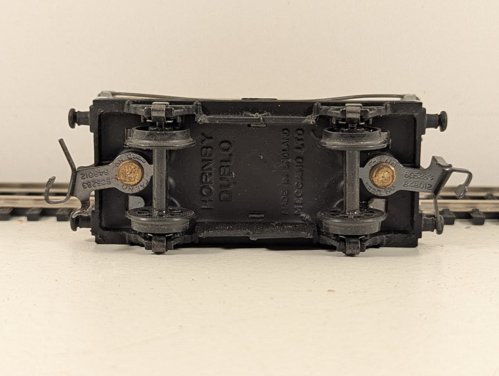 Hornby Dublo 32081 OO Gauge D1 ESSO Petrol Tank Wagon - Boxed