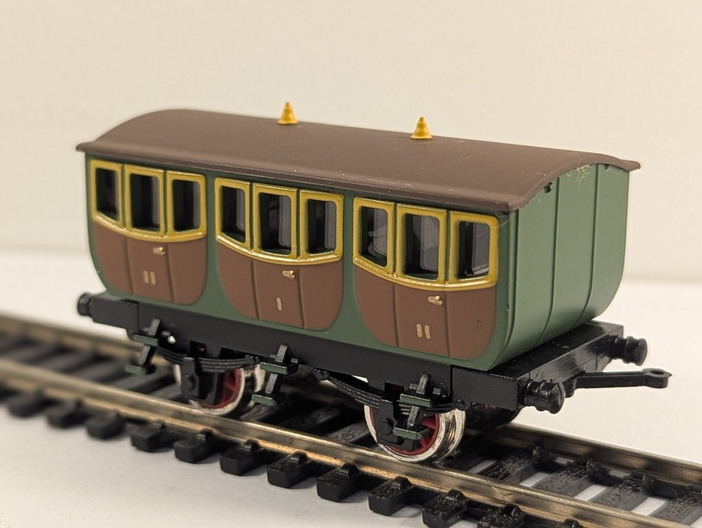 Bachmann HO Gauge “The Prussia” Passenger Coach