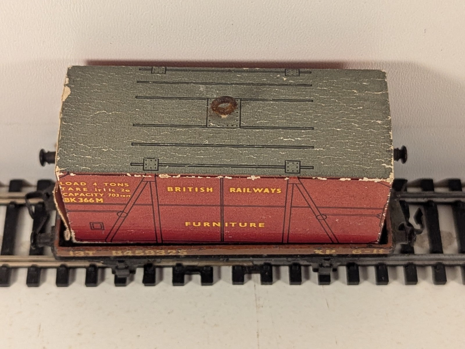 Hornby Dublo OO Gauge Furniture Container Wagon