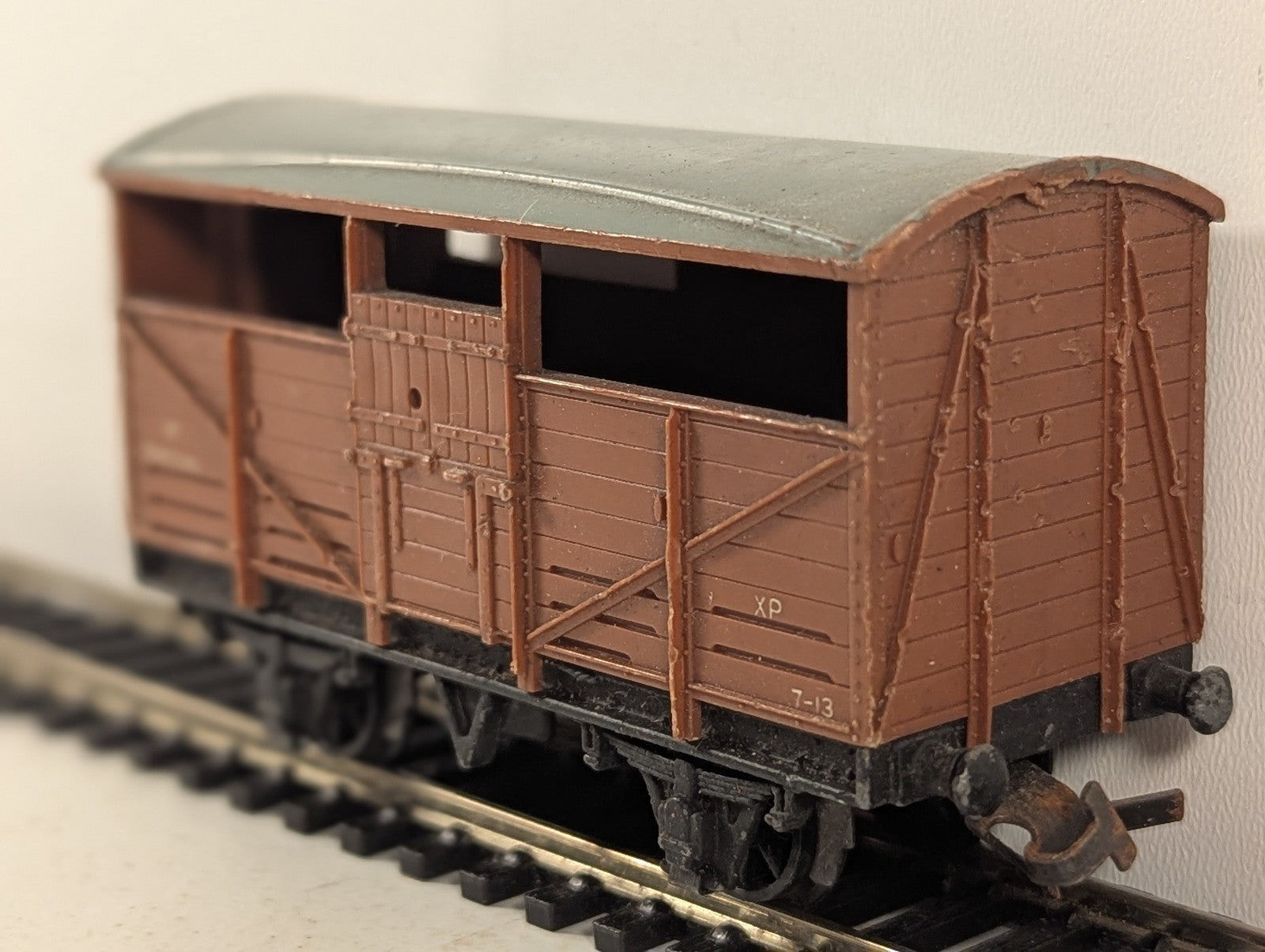 Hornby Dublo OO Gauge BR Cattle Truck Goods Wagon B893344 BR Bauxite 4310