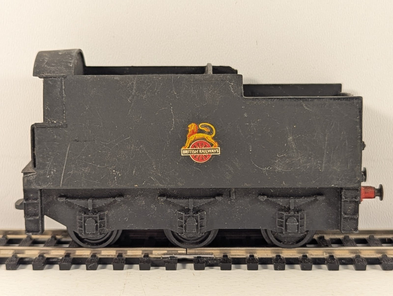 Tri-ang R38 OO Gauge Bulleid Tender BR Black - Spares/Repairs