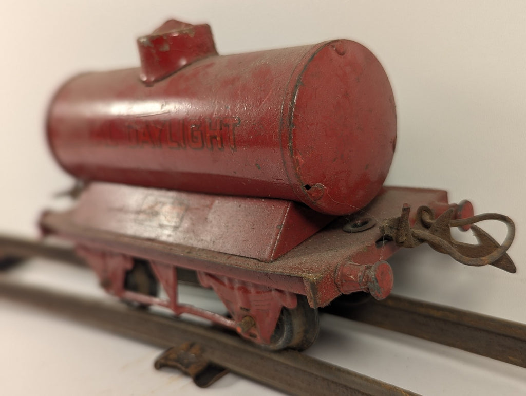 Hornby O Gauge Royal Daylight Petrol Tank Wagon Royal Daylight Red