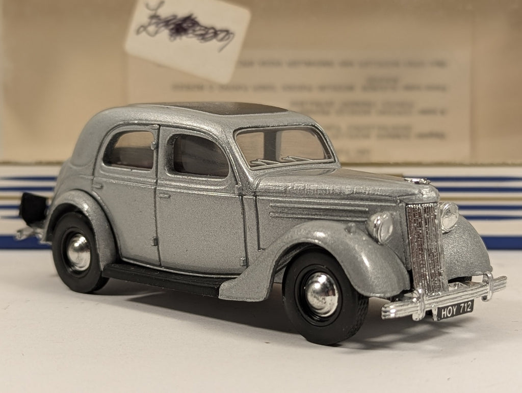 Matchbox Dinky 1:43 1950 Ford V8 Pilot Die-cast Model Car HOY 712 Silver DY5-B