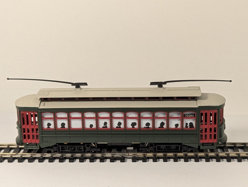 Bachmann K120105 OO Gauge New Orleans “Desire” Brill Trolley with Lights