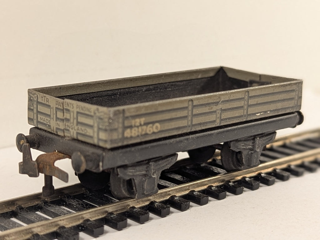 Trix Twin Railways 481760 BR 3-Plank Open Wagon Grey OO Gauge
