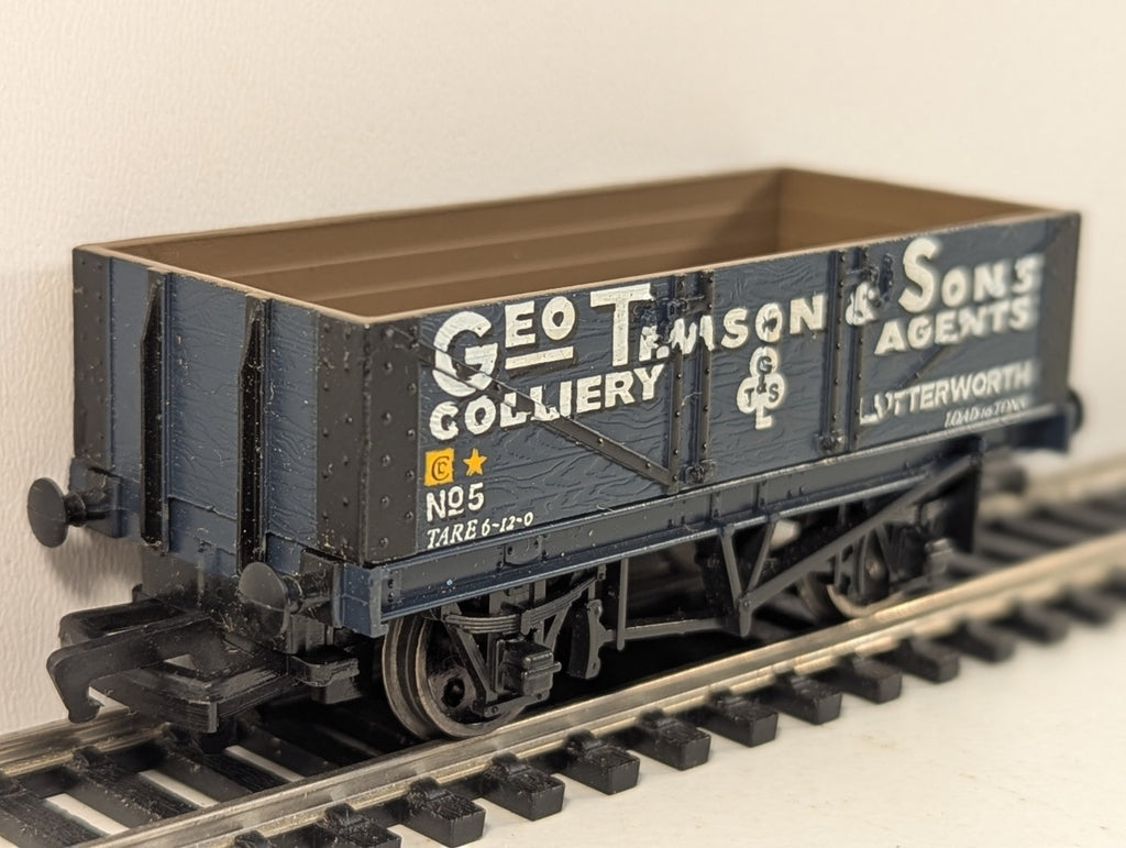 Mainline 37421 OO Gauge Timson Lutterworth 5 Plank Wagon - Wrong Box