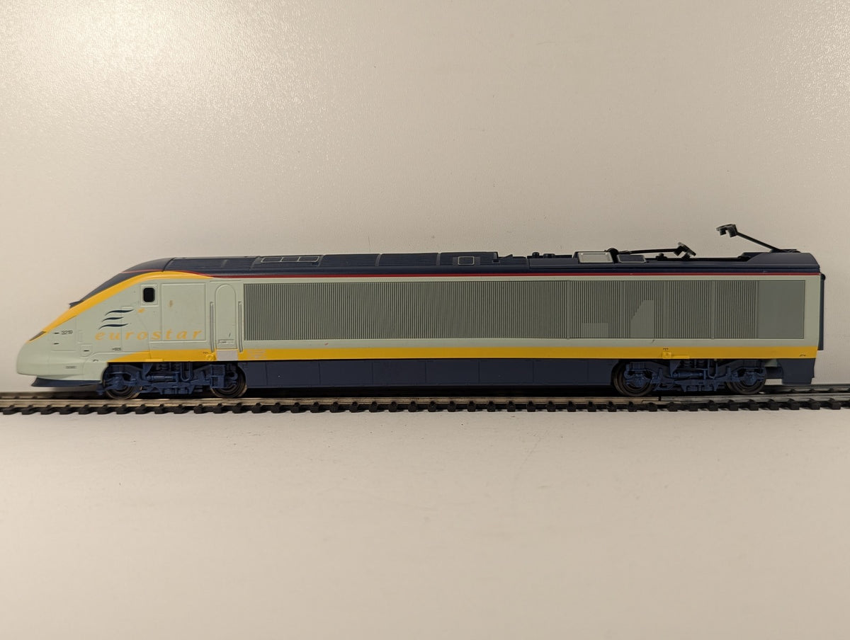 Hornby OO Gauge Class 373 Eurostar Power Car Electric Locomotive 3219