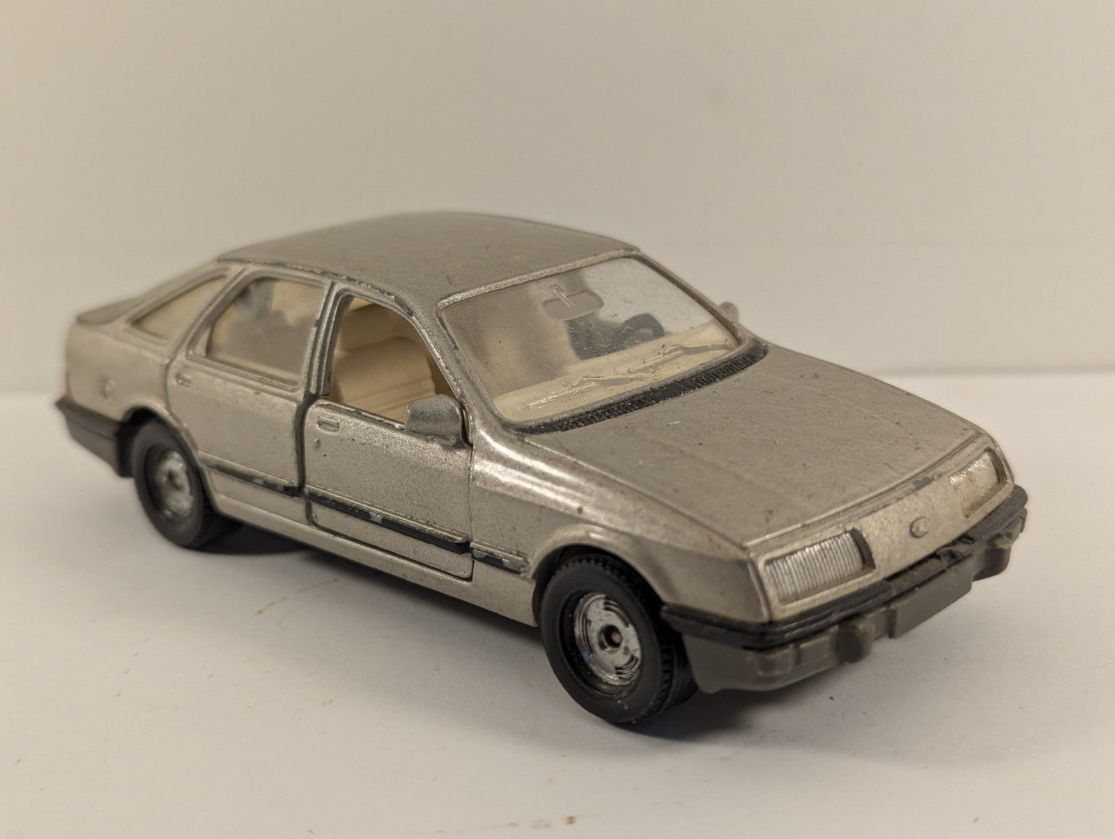 Corgi Ford Sierra 2.3 Ghia Diecast Model Car