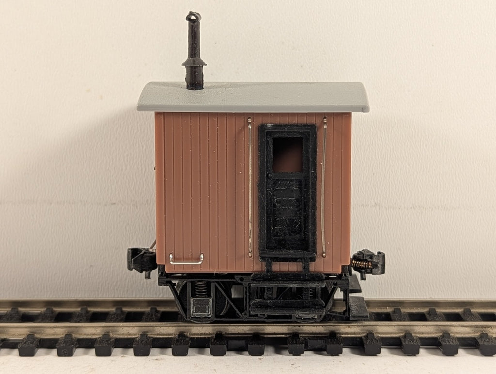 Kadee HO Scale Industrial and Logging Caboose Brown 104