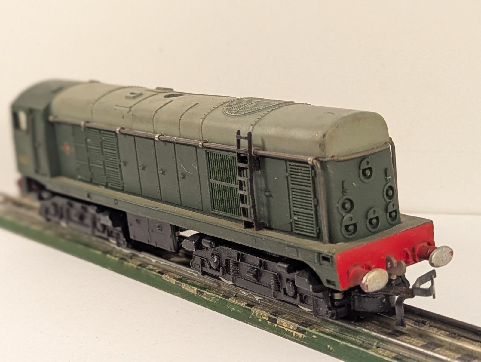 Hornby Dublo 3230 OO Gauge BR Class 20 Type 1 Diesel D8000 3-Rail