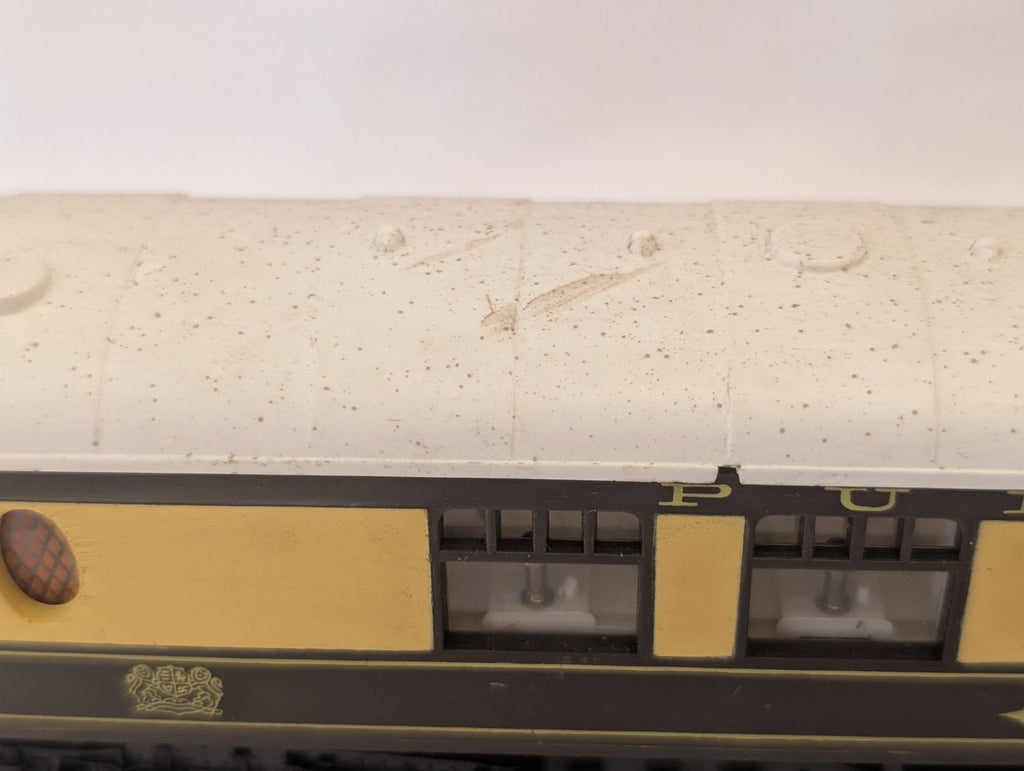 Tri-ang R228 OO Gauge Pullman Car “Mary”