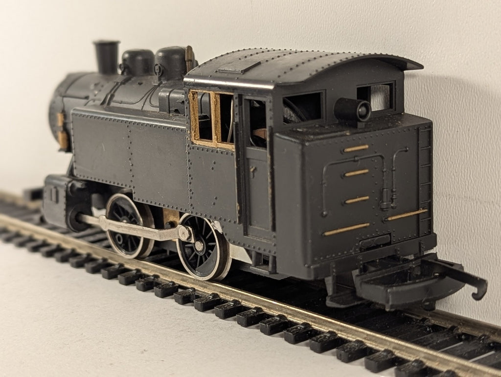 Lima HO Gauge 0-4-0 Tank Locomotive Steam Locomotive Black