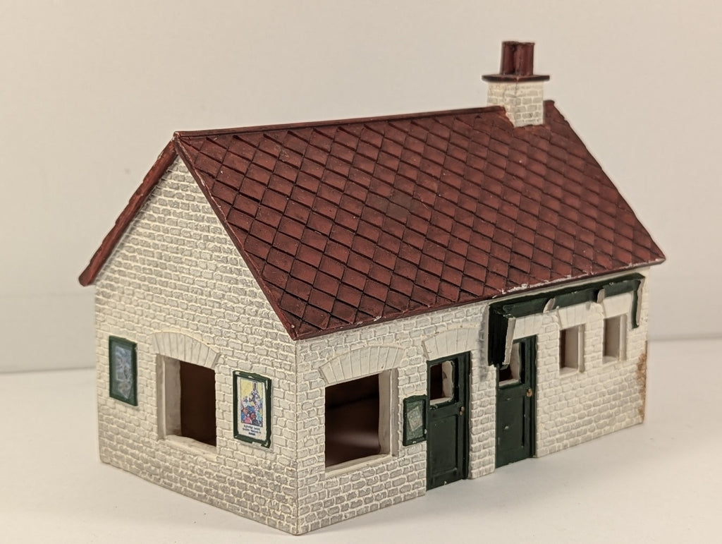 Hornby Skaledale Booking Hall Station Building Southern Railway R8631