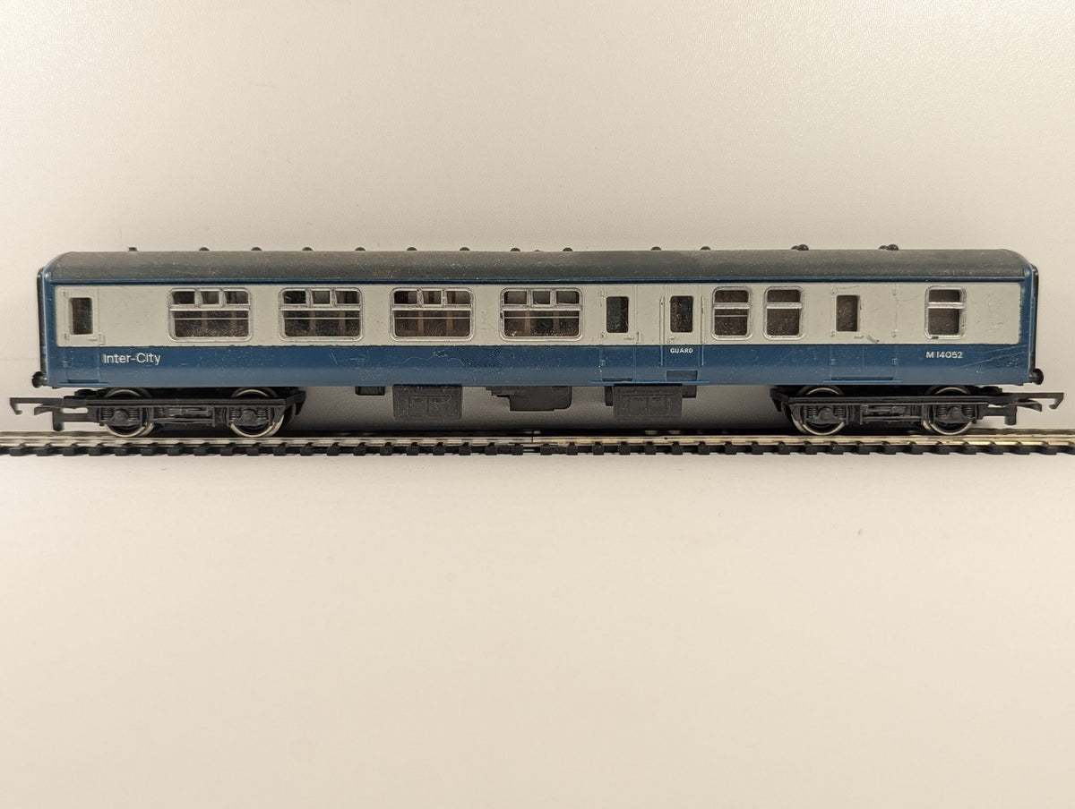 Hornby OO Gauge BR Mk1 BSK Brake Second Corridor Coach Passenger Coach M14052