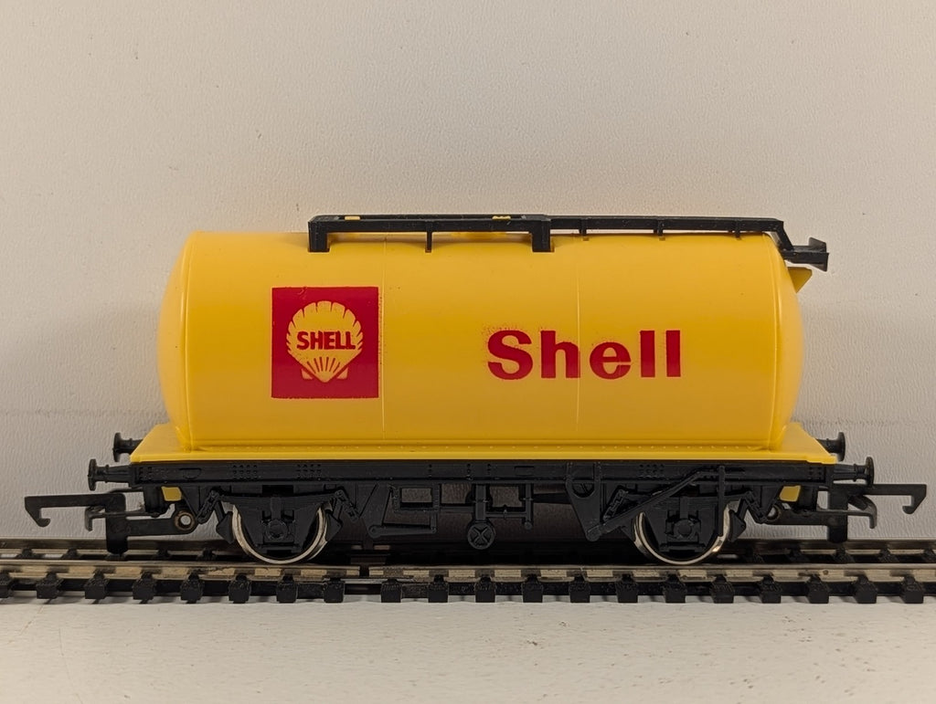 Hornby OO Gauge Shell Tank Wagon Shell yellow R.227