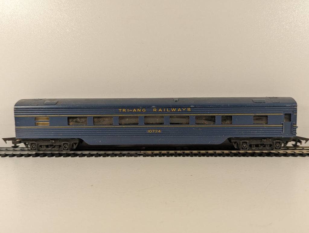 Tri-ang R131 OO Gauge Transcontinental Vista Passenger Car