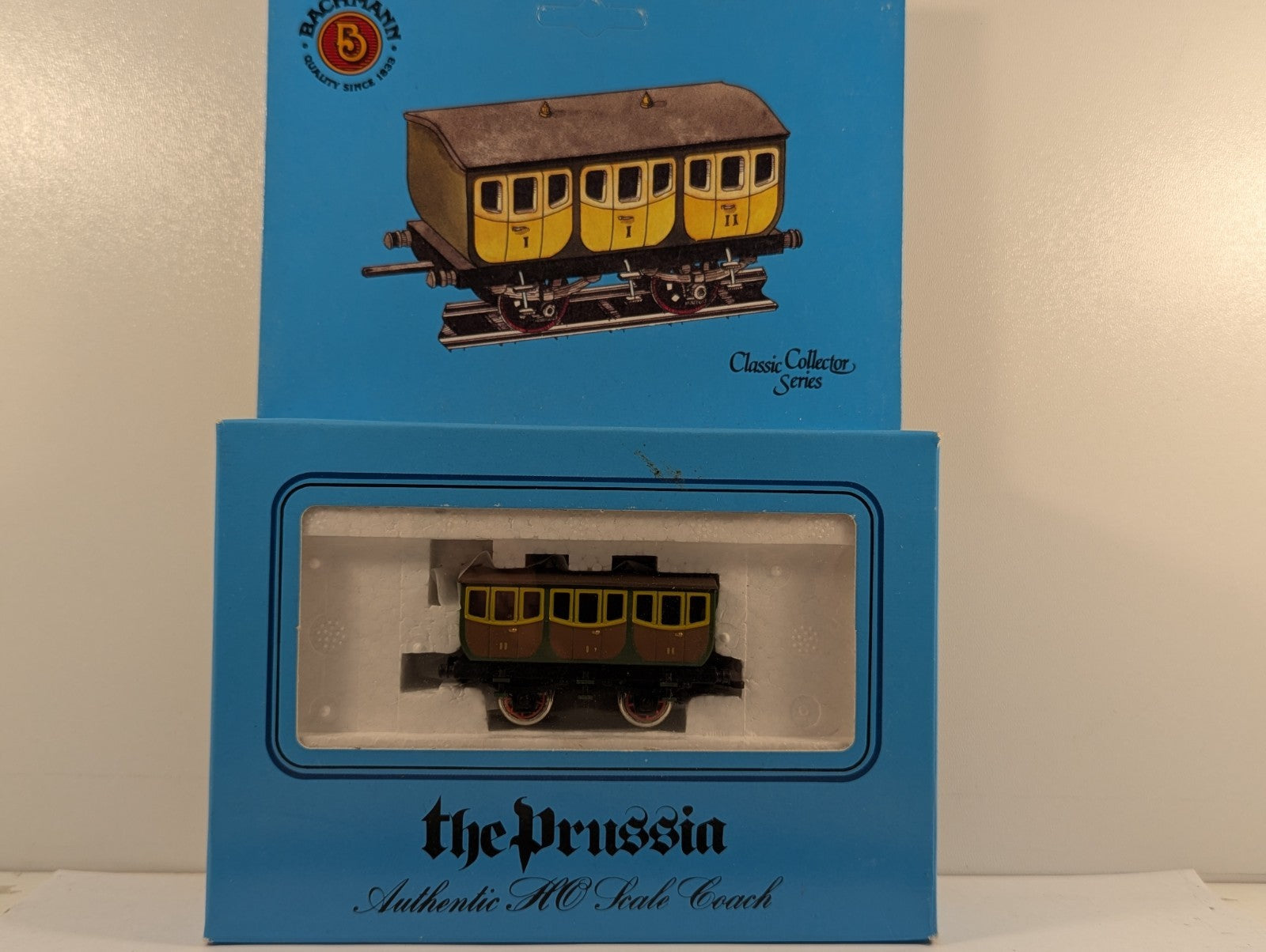 Bachmann HO Gauge “The Prussia” Passenger Coach