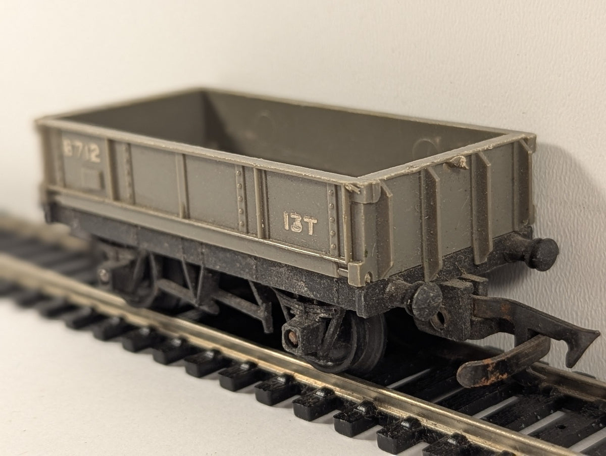Tri-ang OO Gauge 13 Ton Medium Open Wagon Goods Wagon B712 BR Grey R113