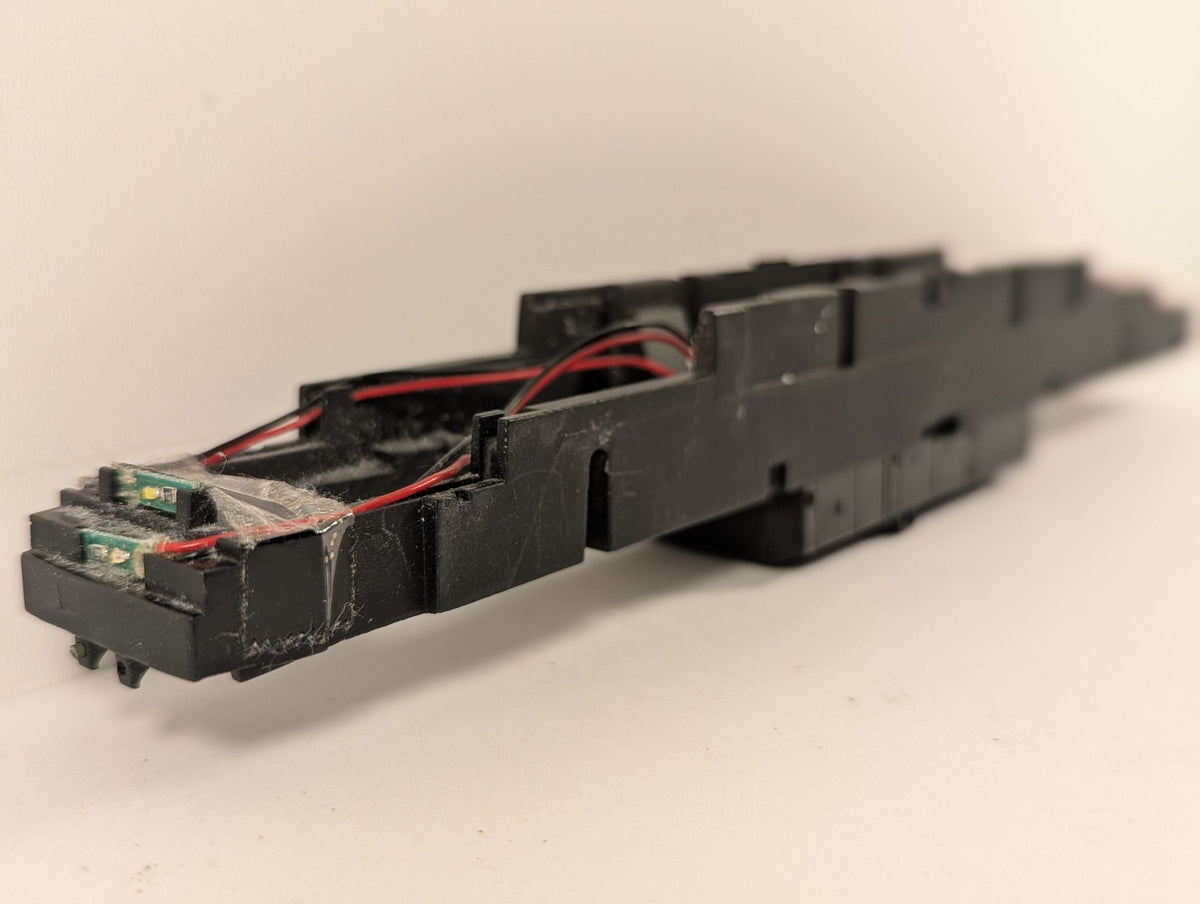 OO Gauge Diesel DMU Underframe with Directional Lighting Assembly Chassis