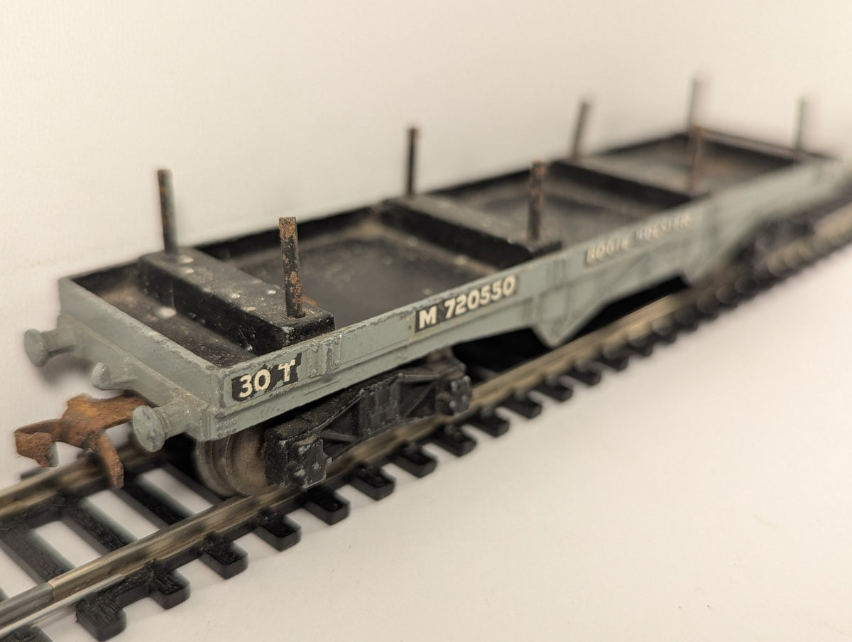 Hornby Dublo OO Gauge 30-Ton Bogie Bolster Wagon Goods Wagon M 720550 BR Grey