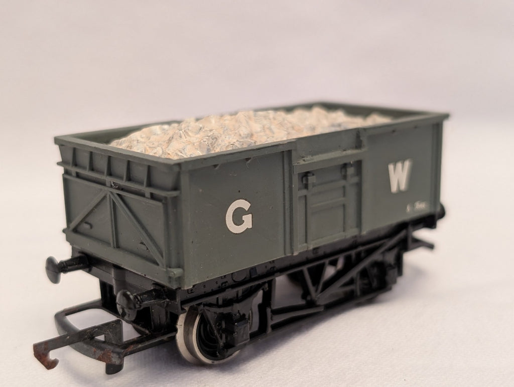 Hornby OO Gauge 16-Ton Steel Mineral Wagon Goods Wagon GWR Grey