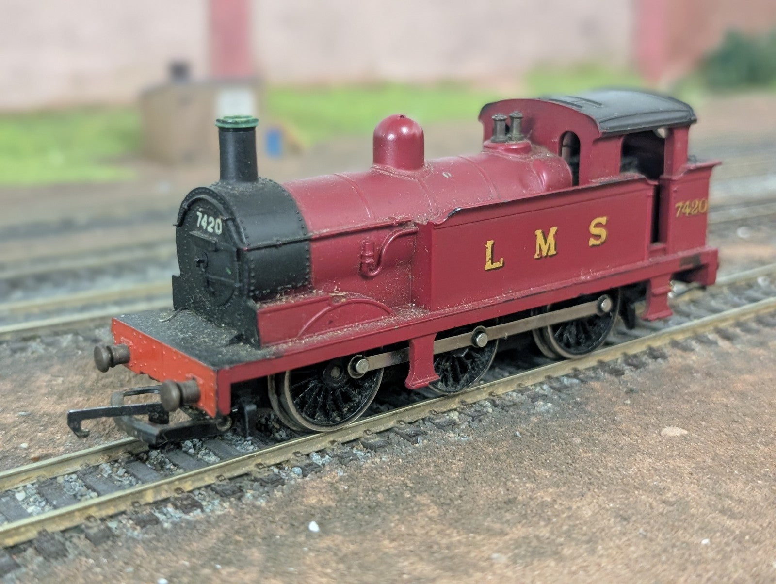 Wrenn W2204 LMS Red Class R1 Tank 0-6-0T Locomotive 7420