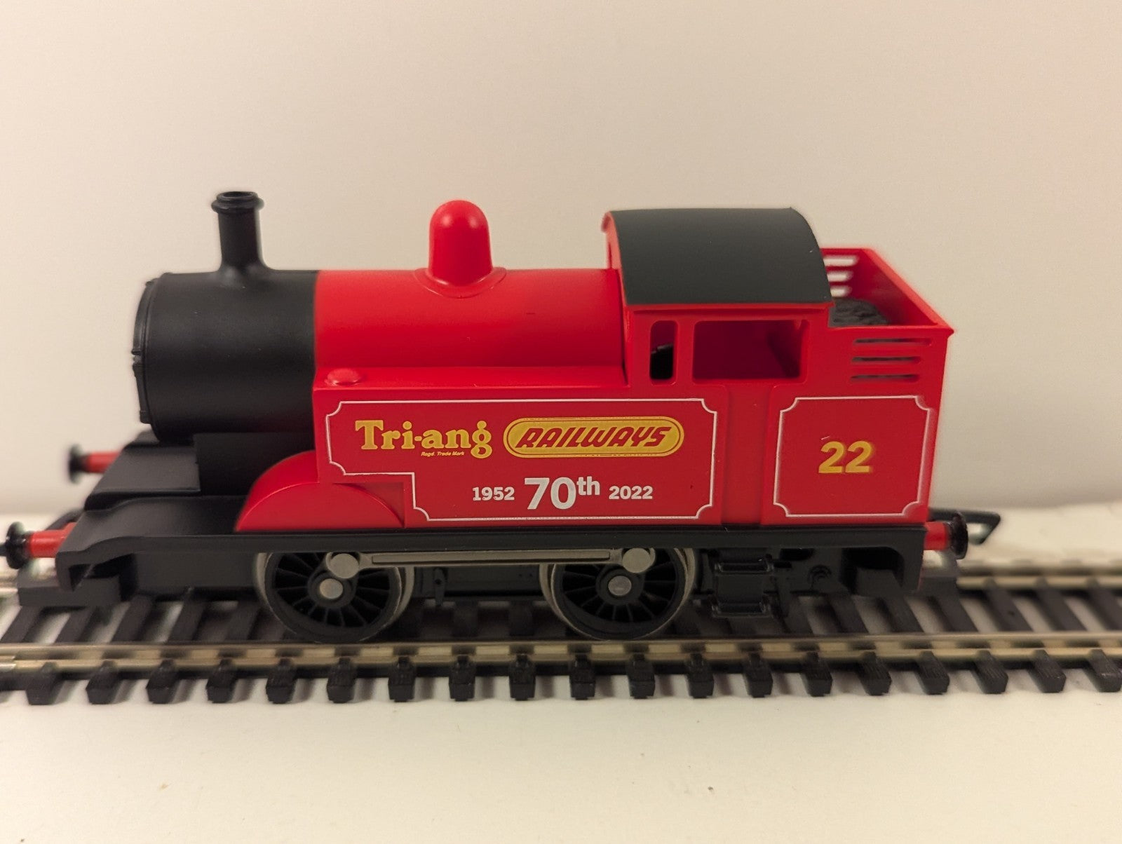 Hornby Tri-ang 2022 70th Anniversary 0-4-0 Loco 22