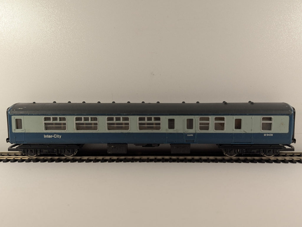 Hornby OO Gauge BR Mk1 Brake Second Coach Passenger Coach M 9439 BR Blue & Grey