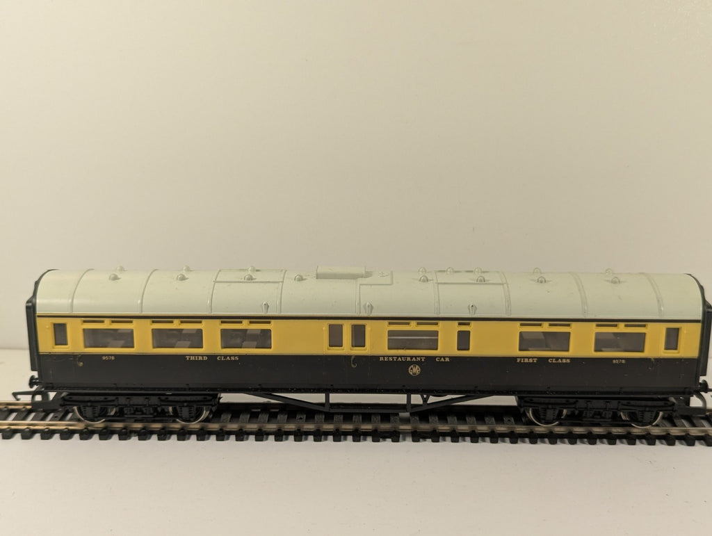 Hornby R454 OO Gauge GWR Collett Restaurant Coach