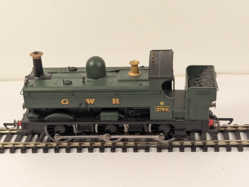 Hornby OO Gauge Class 2721 Pannier Tank Locomotive 2764 GWR Green