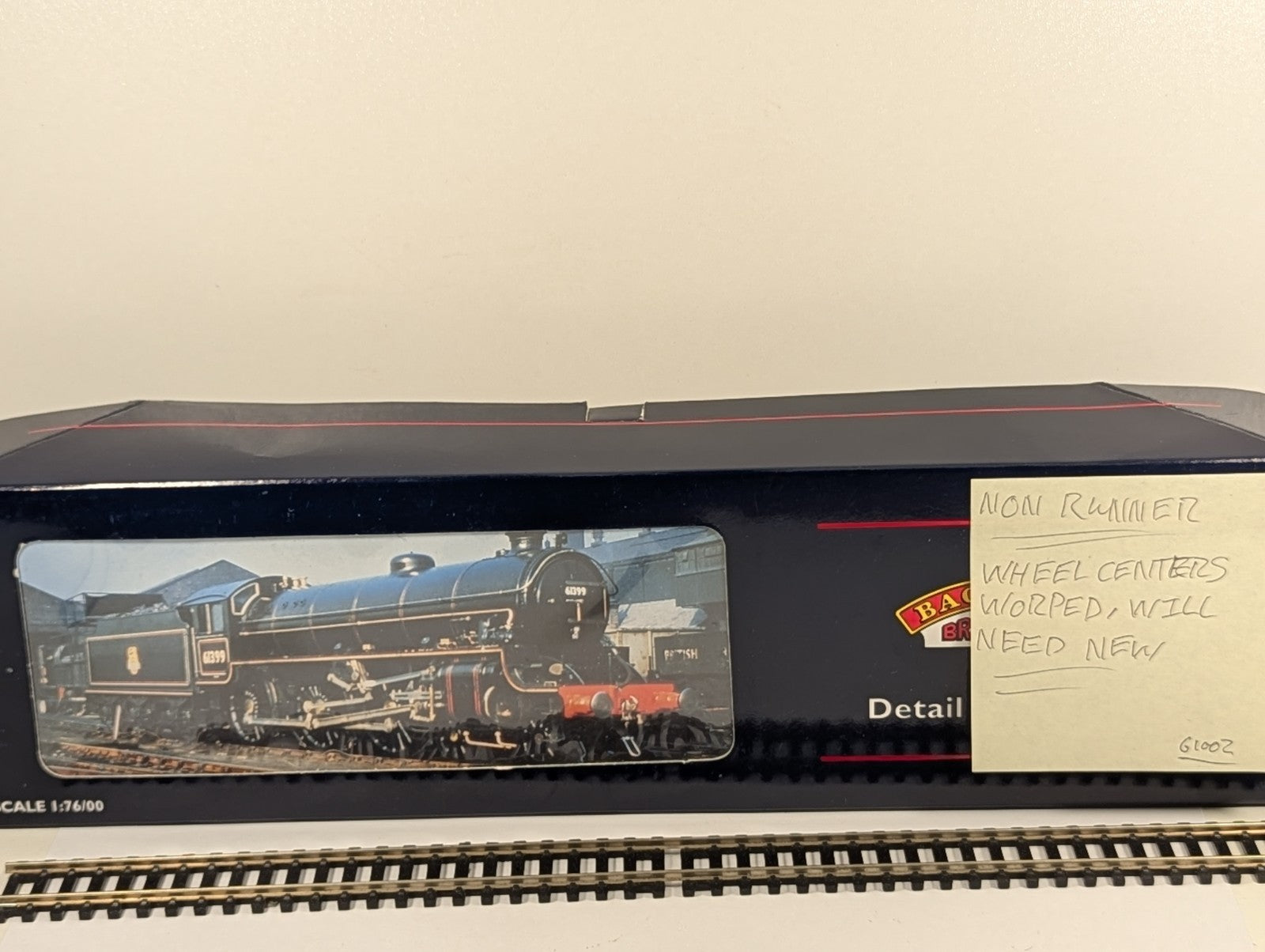 Bachmann 31-702 OO Gauge Thompson B1 61002 Impala BR Green Non-Runner