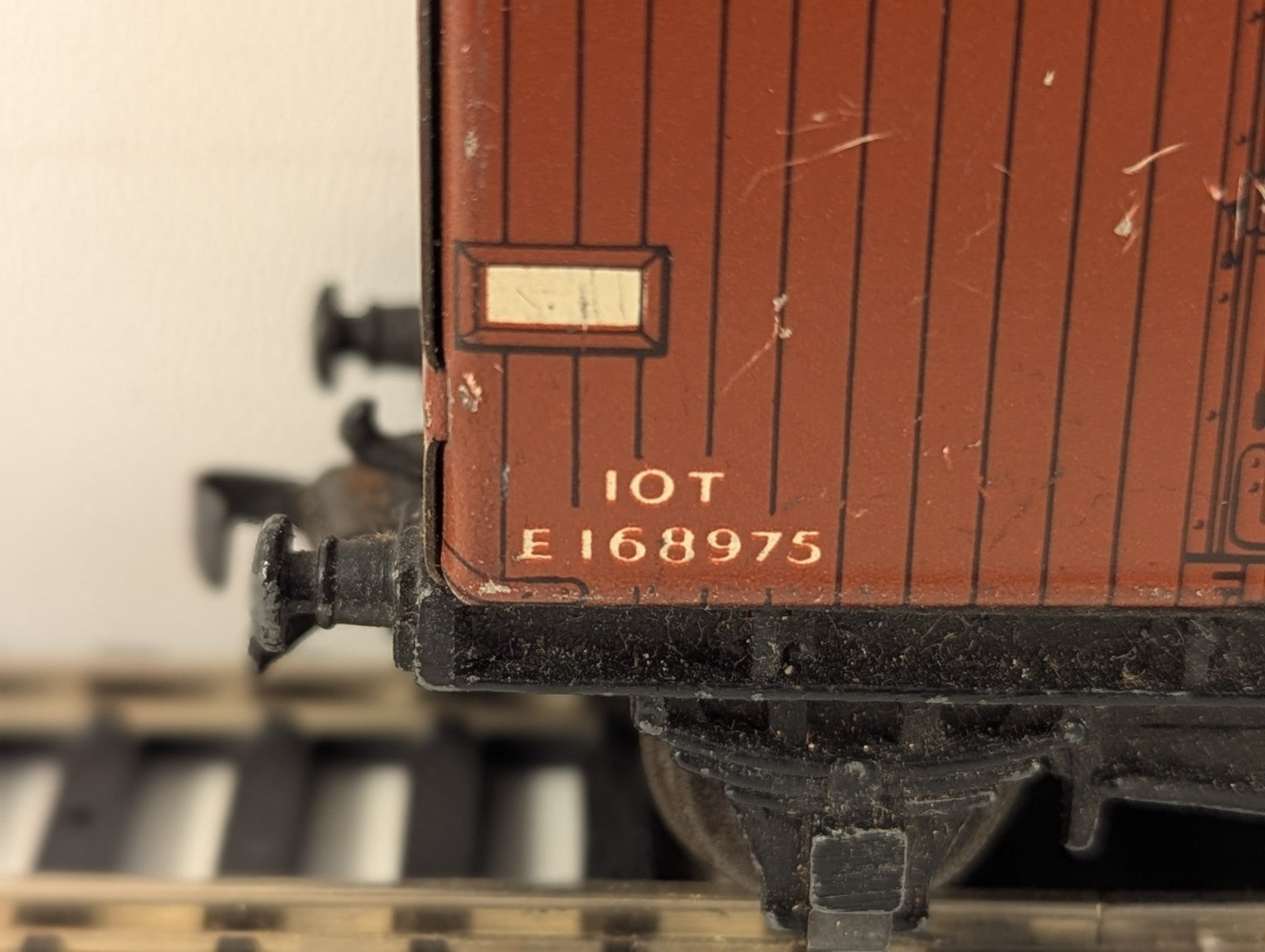 Hornby Dublo OO Gauge BR Fish Van Goods Wagon E168975 BR Bauxite
