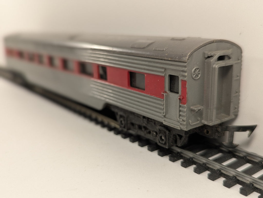 Tri-ang OO Gauge Transcontinental Passenger Coach 10724