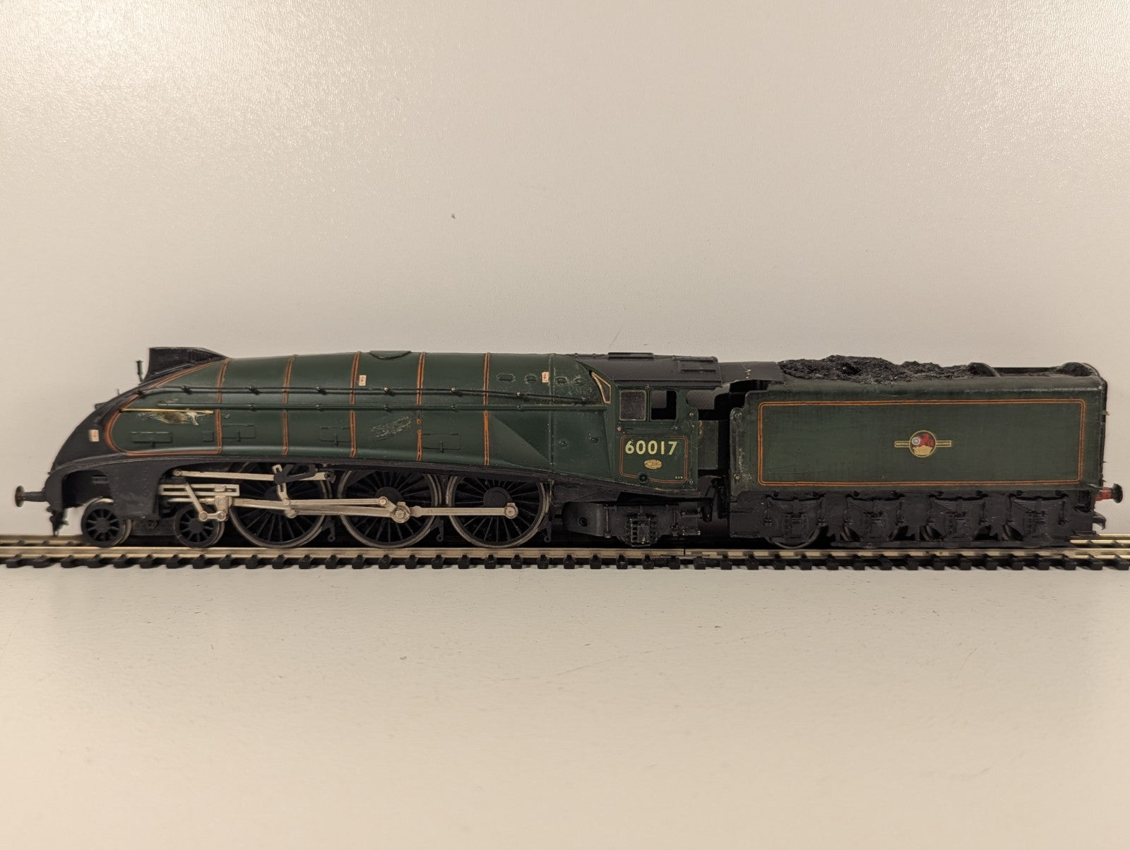 Bachmann LNER Class A4 4-6-2 “Guillemot” No.60017 BR Green