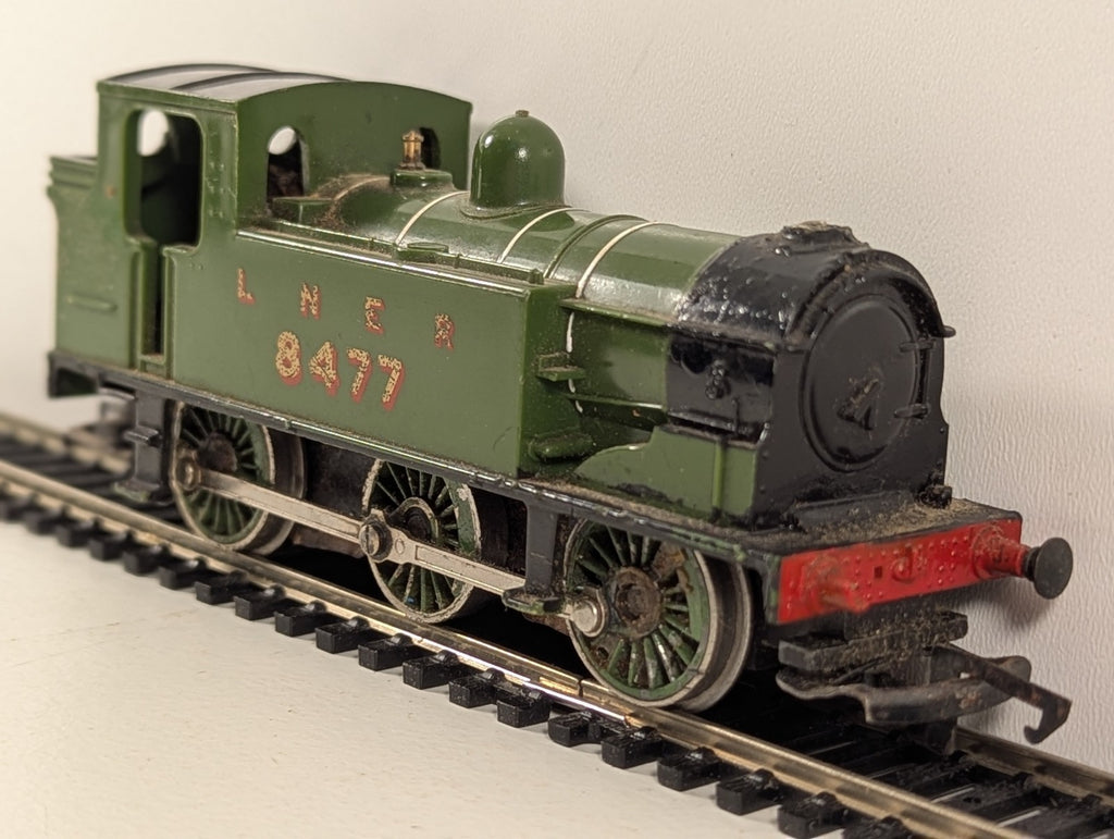 Hornby R252 LNER Class J83 0-6-0T LNER Lined Green - Spares/Repairs