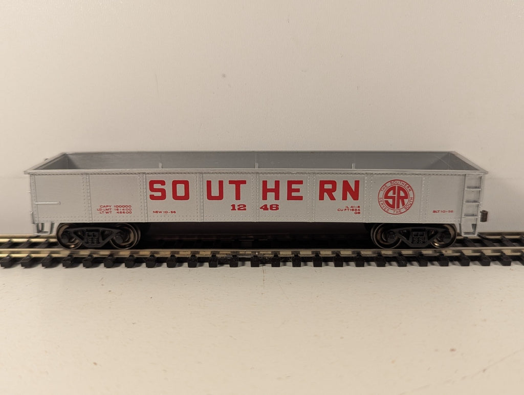 Bachmann HO Gauge 40ft Gondola Goods Wagon 1246 Southern 17204