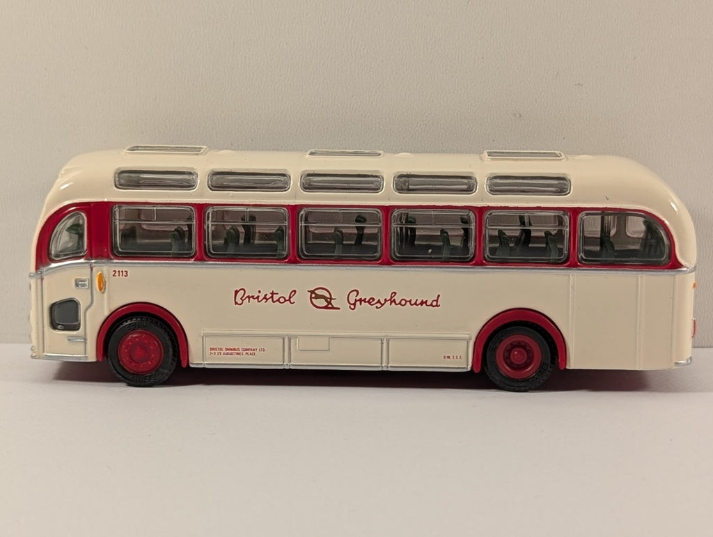 Exclusive First Editions (EFE) Bristol MW Coach – Bristol Greyhound Livery